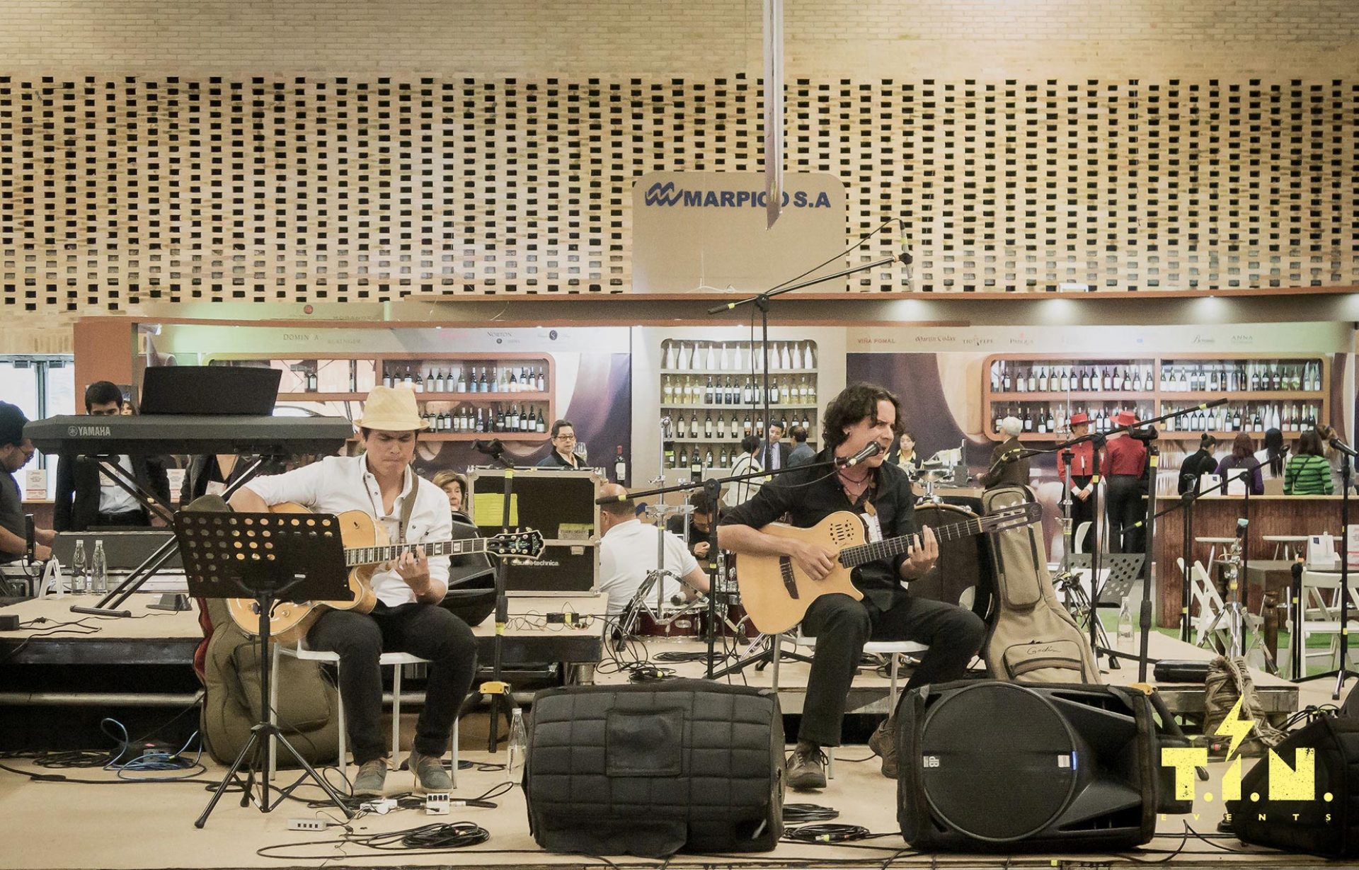 Expovinos-Dueto-Brasil.-Tin-6