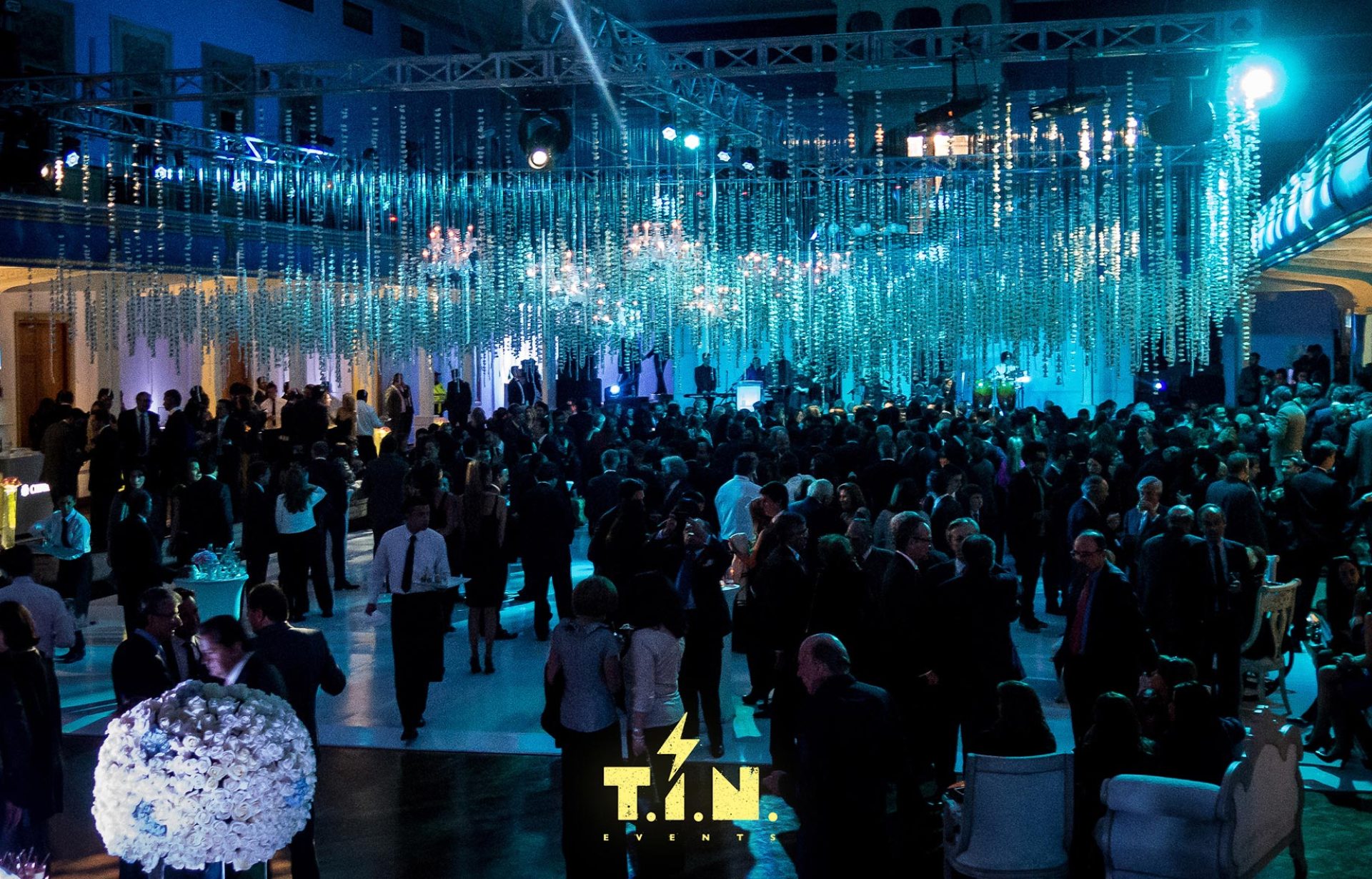 Omega---Cindy-Crawford---The-M-Boutique.-Abril-20-de-2016-3